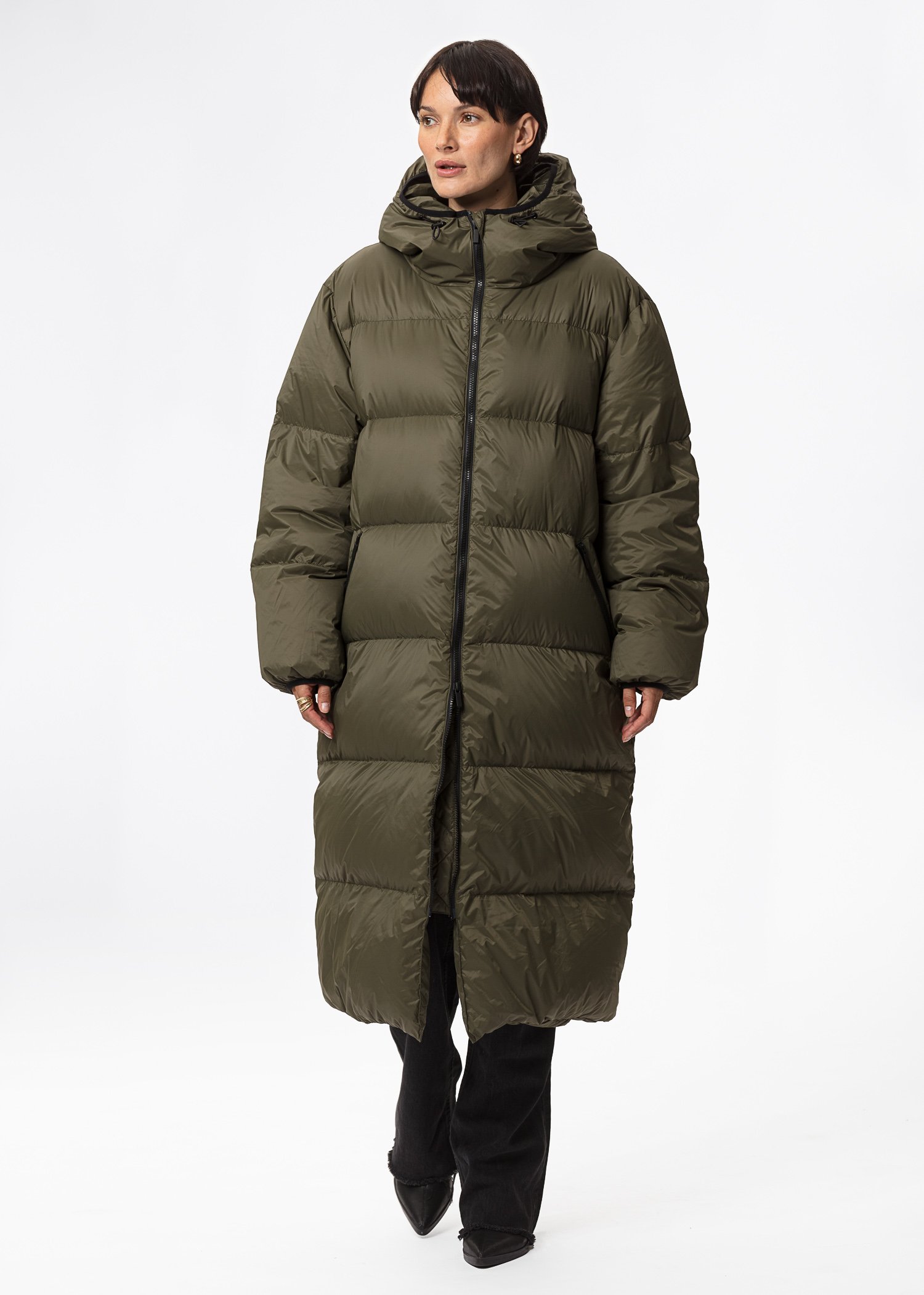 Long down coat thumbnail 1