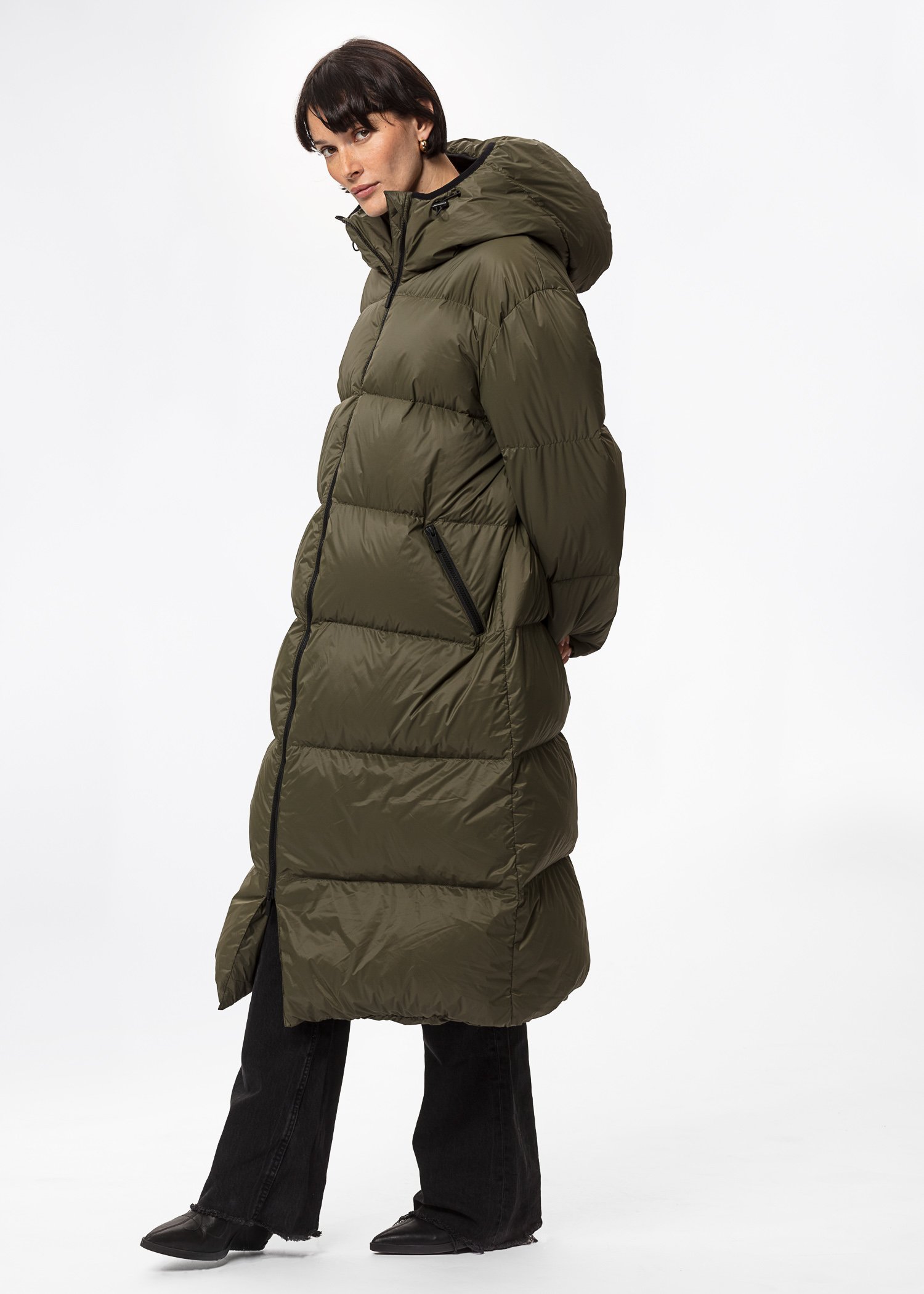 Long down coat thumbnail 6