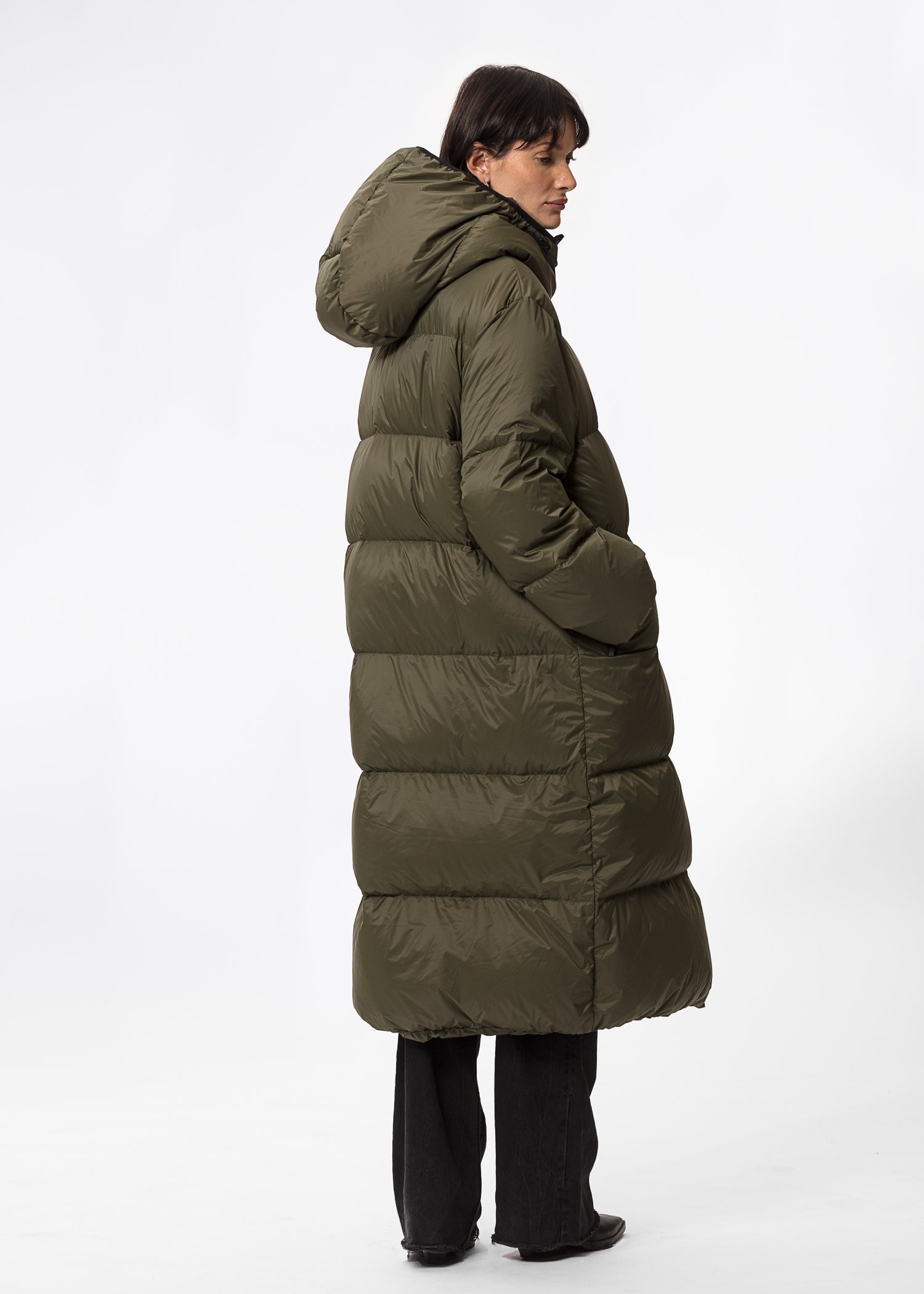 Long down coat thumbnail 7