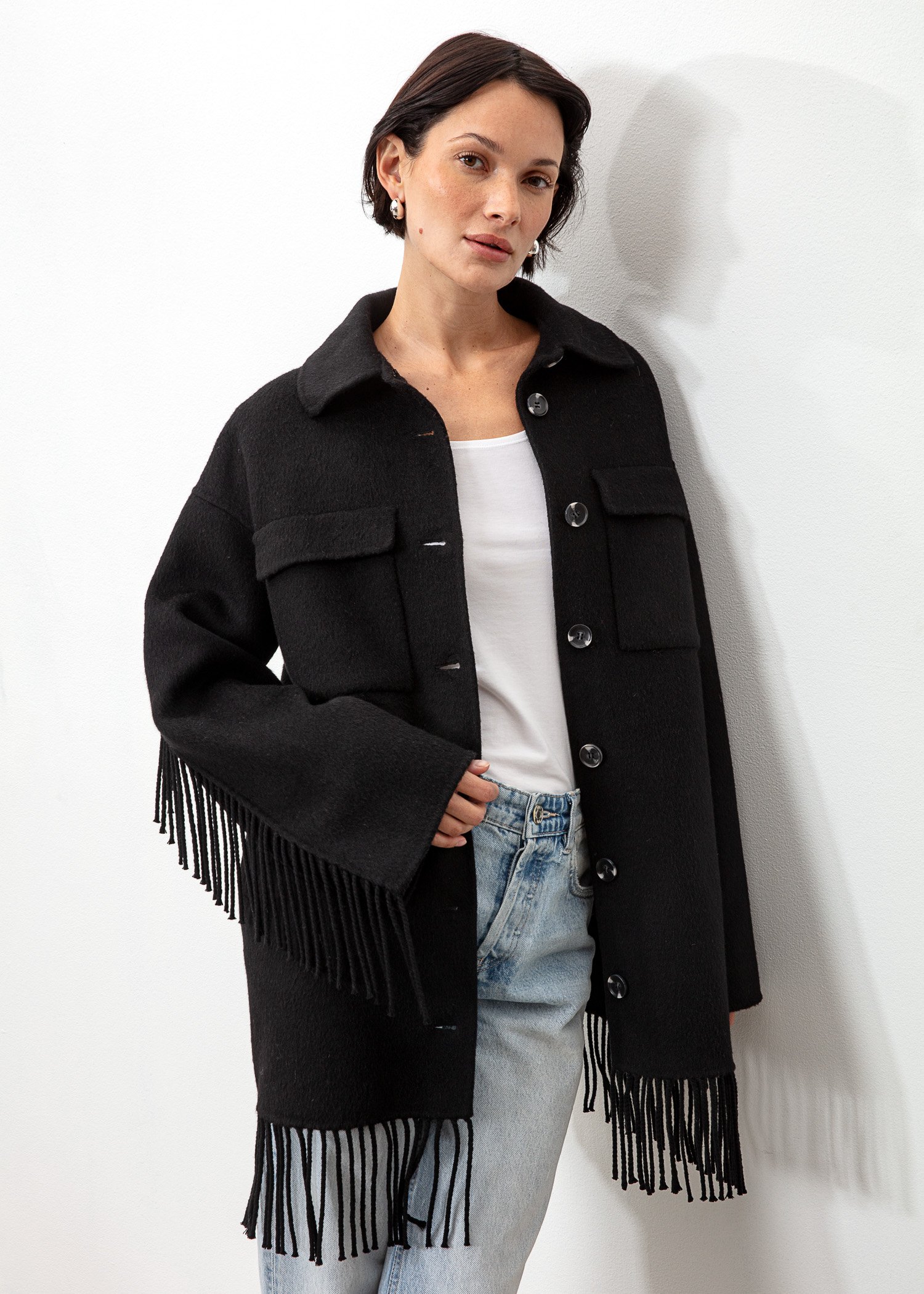 Wool coat with fringes