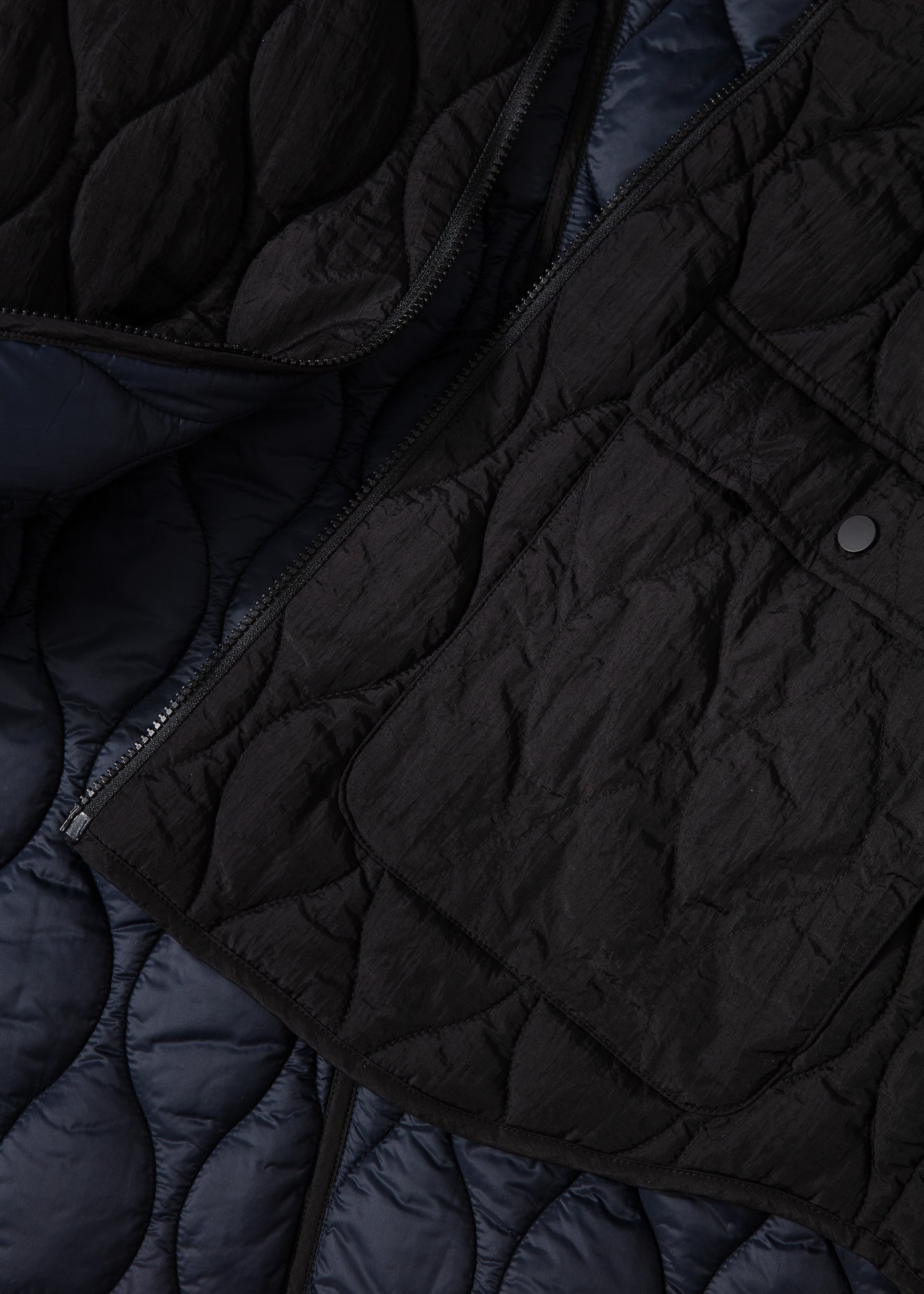 Quilted reversible jacket thumbnail 14