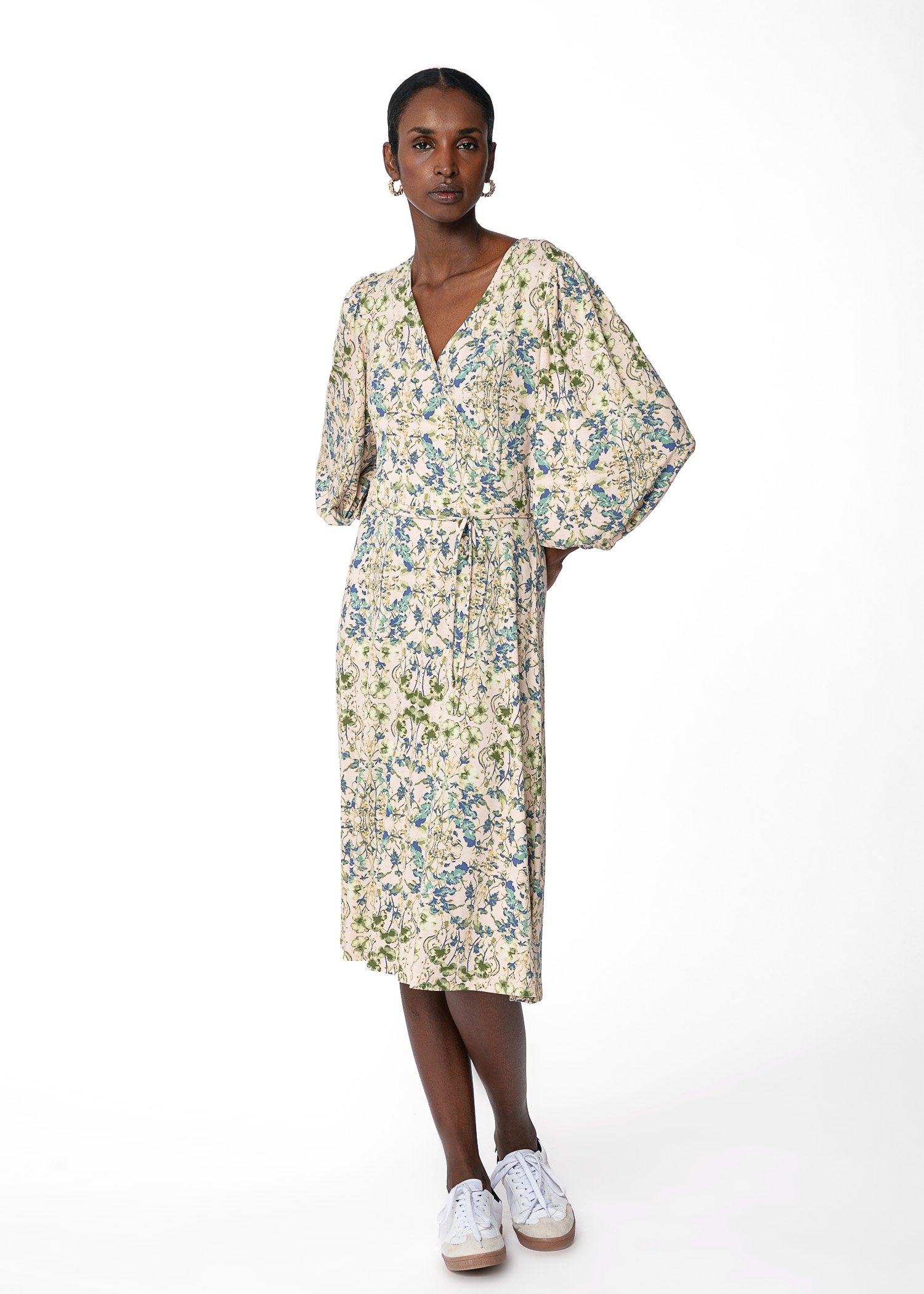 Patterned wrap dress thumbnail 4