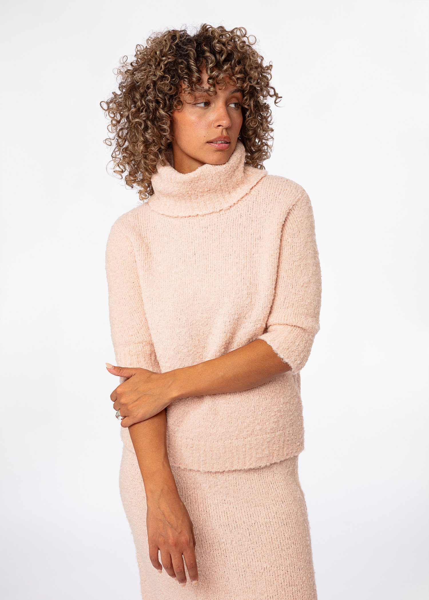 Pink knitted top with collar thumbnail 1