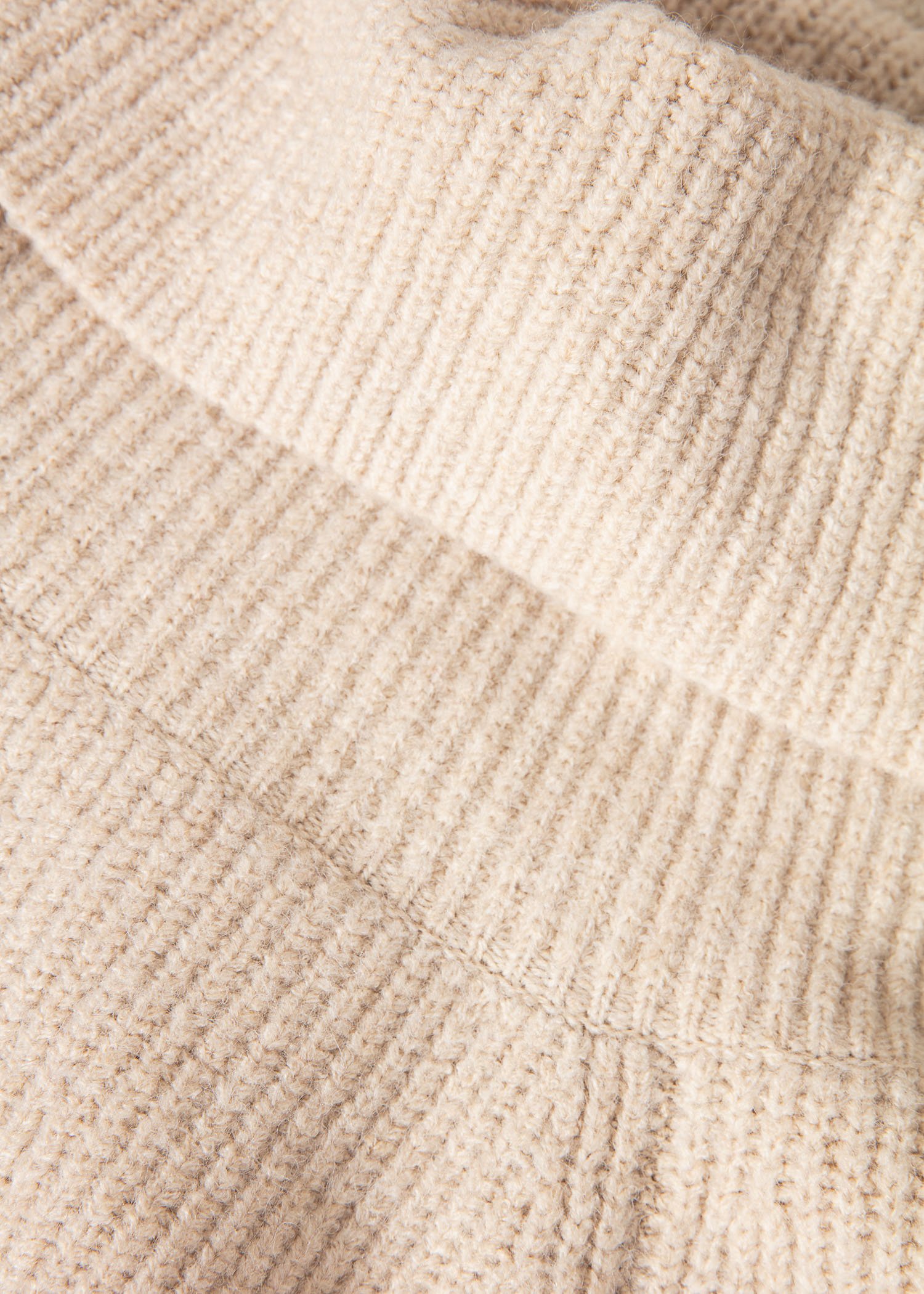 Beige knitted sweater thumbnail 6