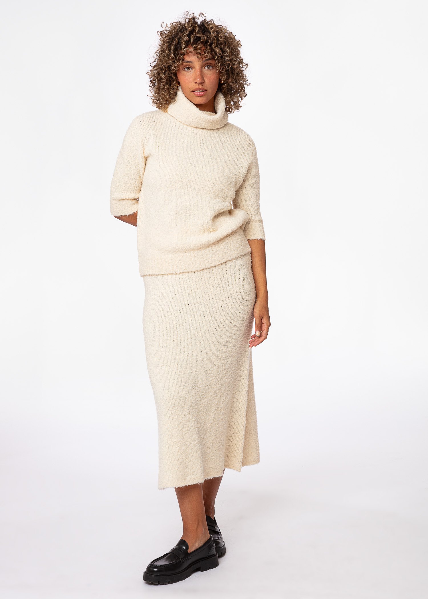 White knitted midi skirt thumbnail 0