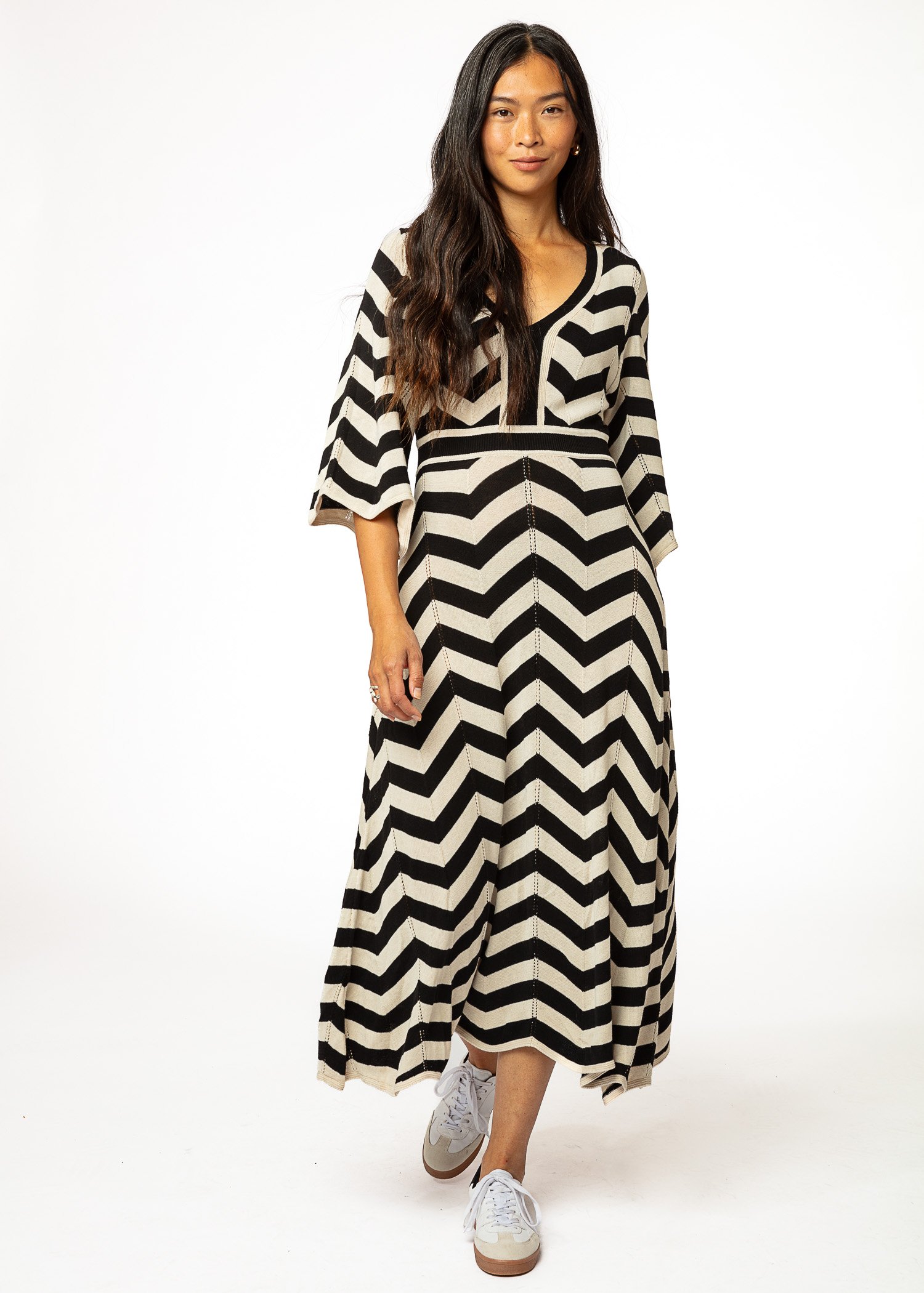 Long patterned dress thumbnail 6