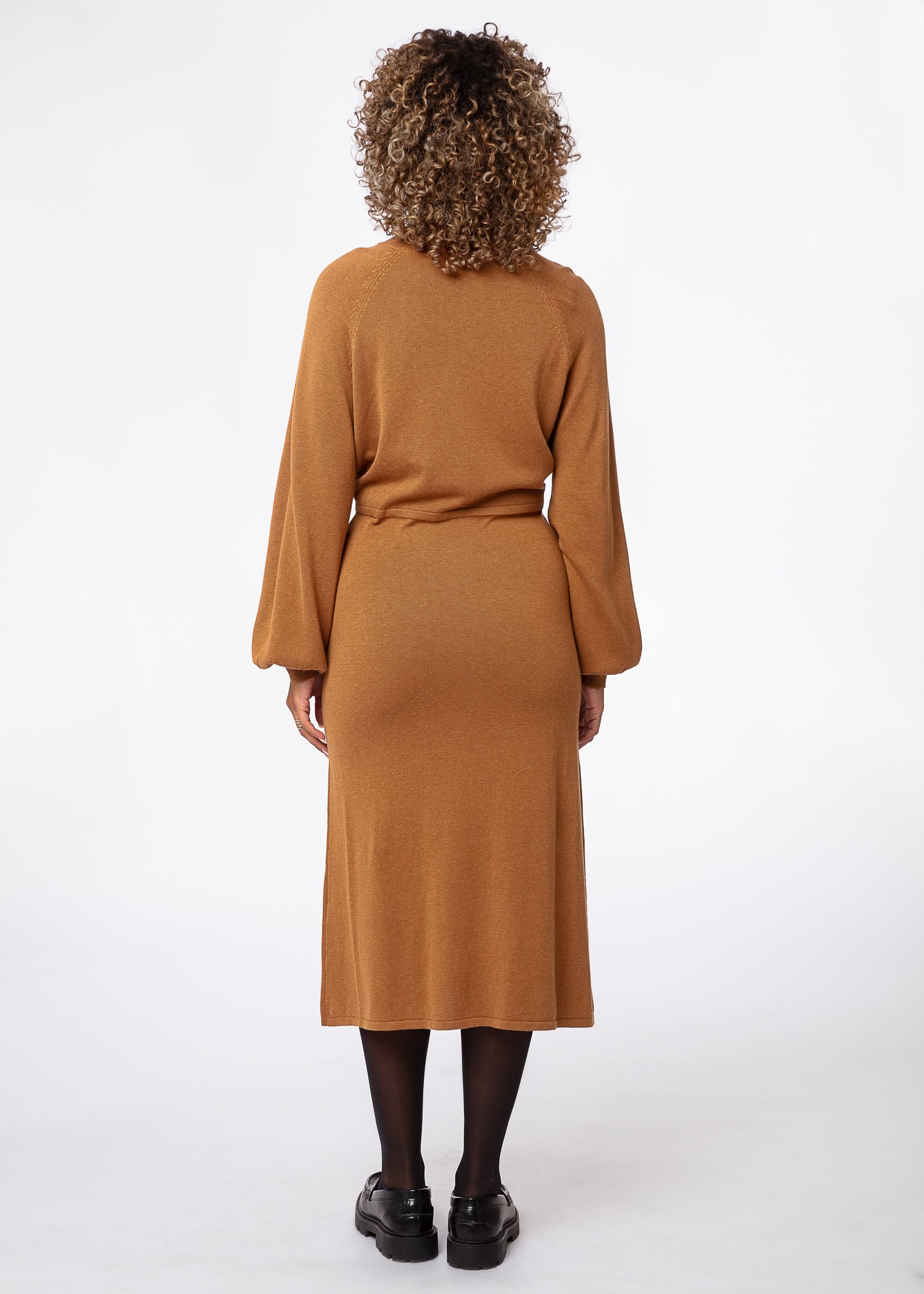 Brown fine-knit dress thumbnail 5