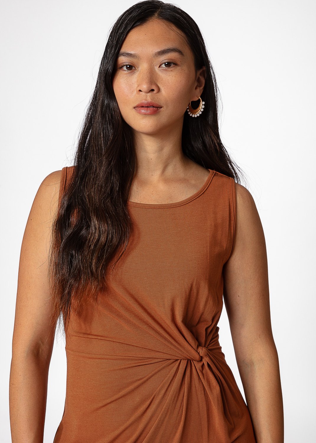 Brown dress with knot thumbnail 5