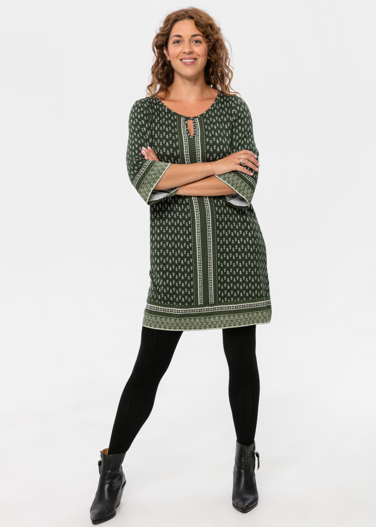 Patterned tunic with 3/4 sleeves